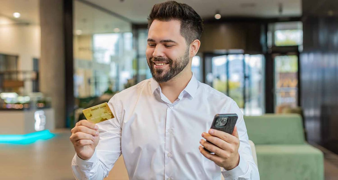 ¿Cuál es la diferencia entre tarjeta de crédito y débito?