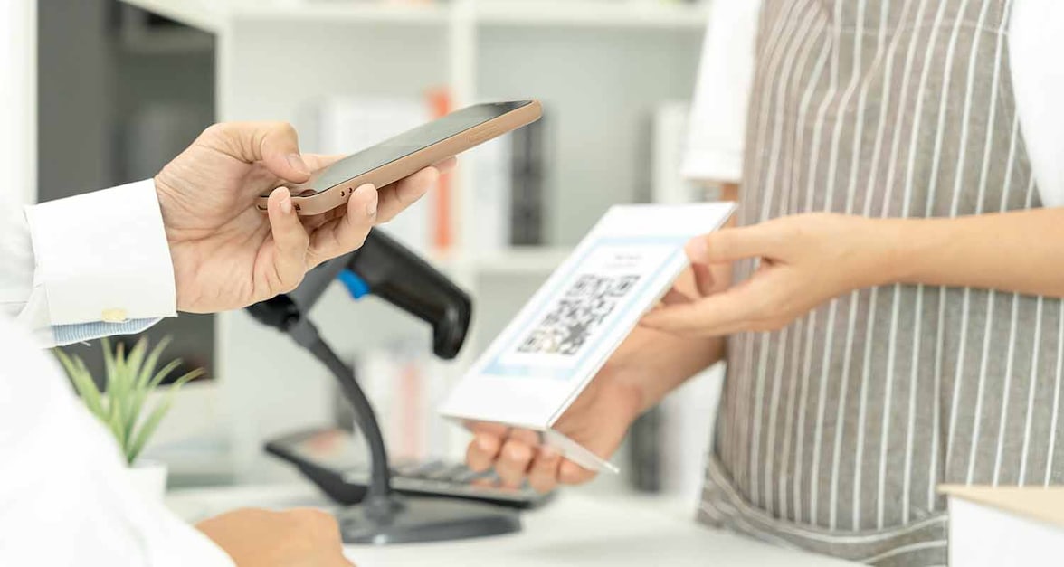 Cómo pagar y cobrar con código QR Bre-B en la App