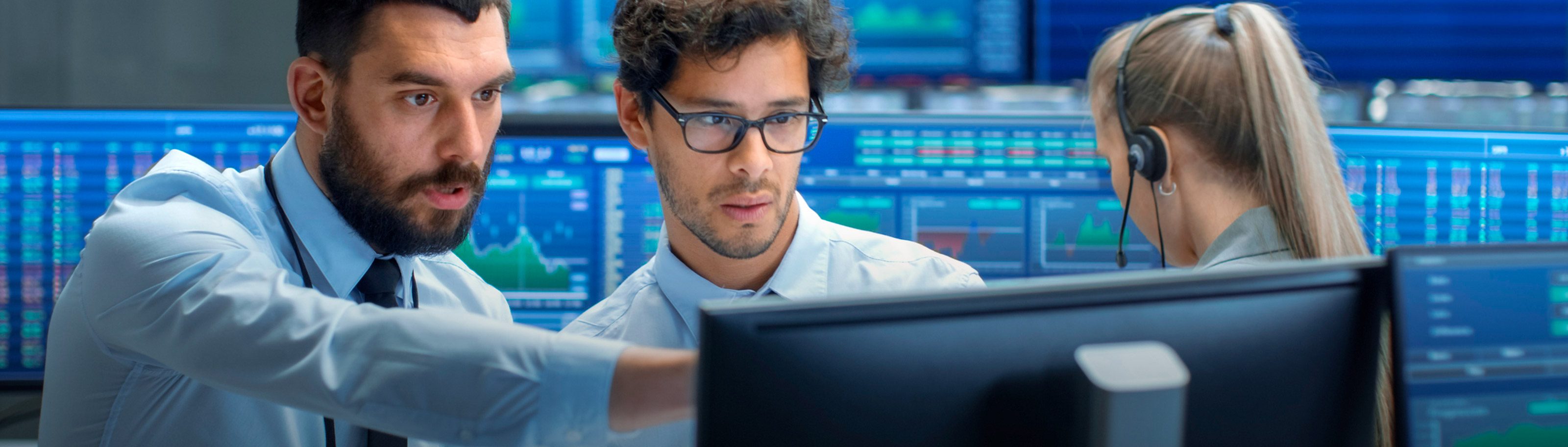 personas con banca de inversion empresas y corporaciones